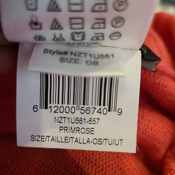 BCBG MAX AZRIA RED BEAUTIFUL RED PONCHO - ONE SIZE - Picture 10 of 10